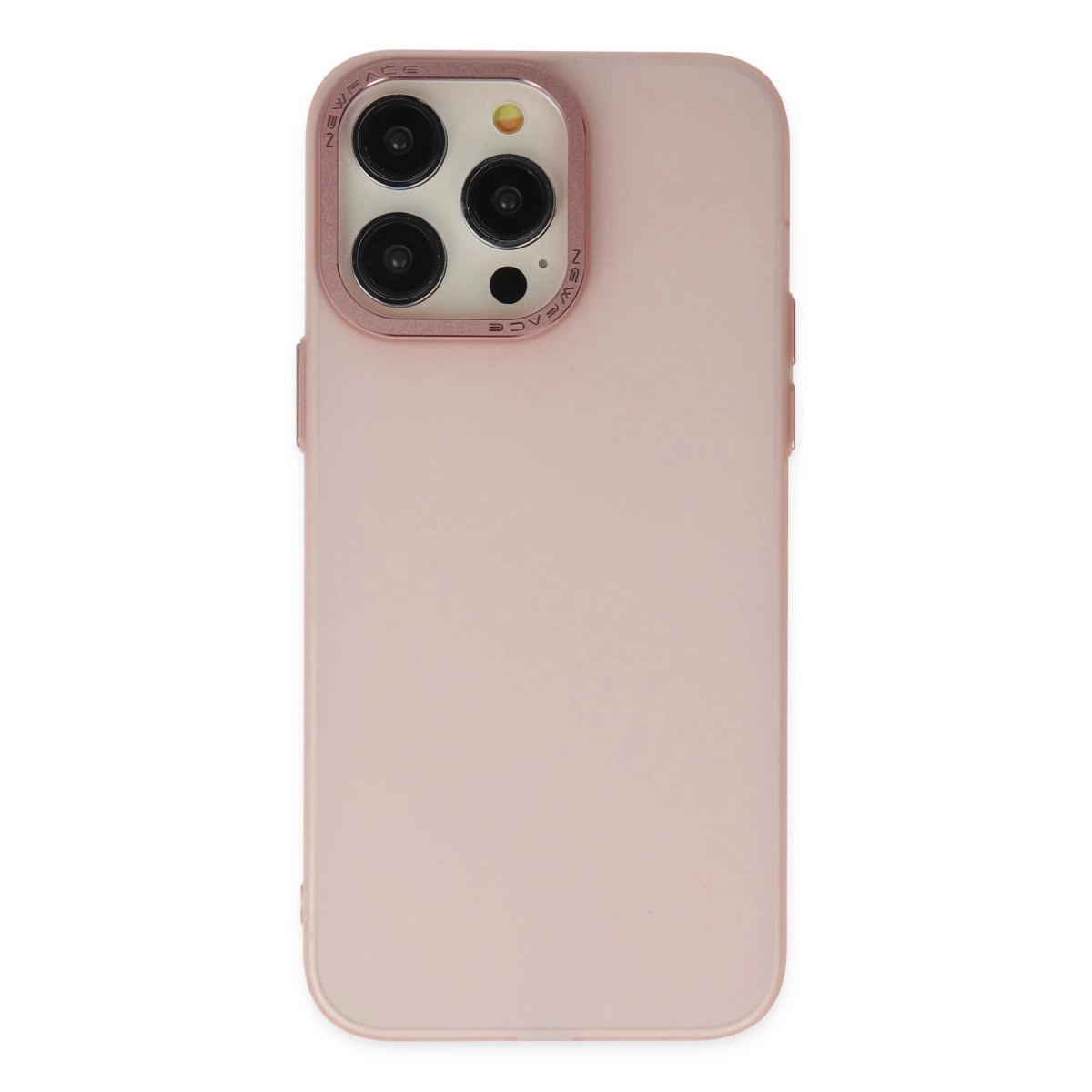 Üç kameralı ve flaşlı pembe telefon kılıfı.