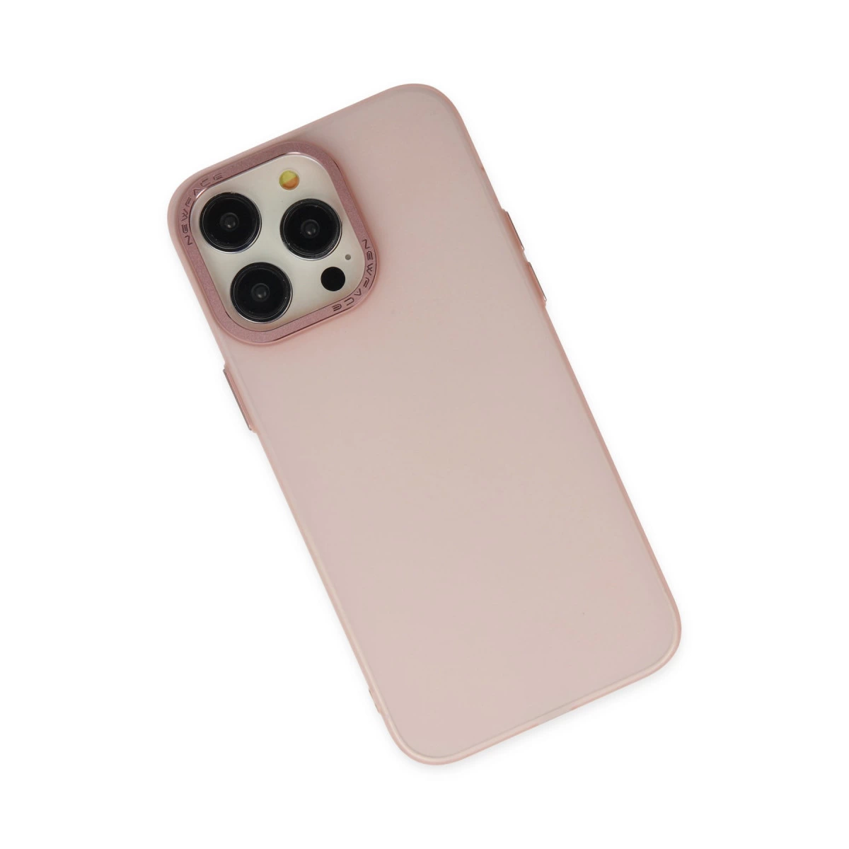 Açık pembe iPhone, kamera modülü ve roze altın çerçeveli.