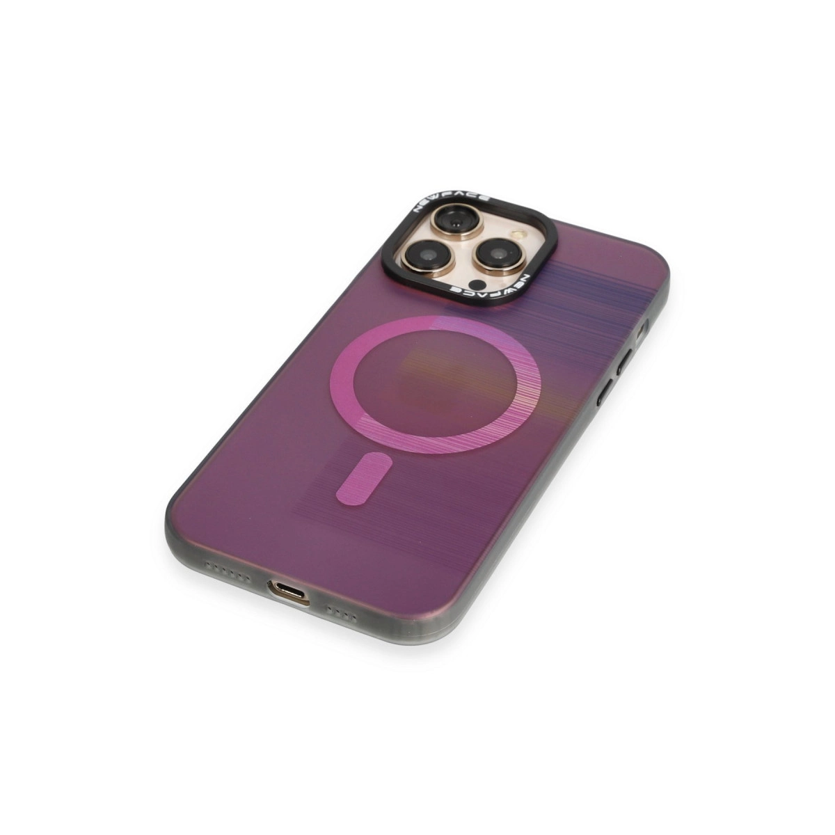 Beyaz arka plan üzerinde manyetik halkalı mor iPhone kılıfı.
