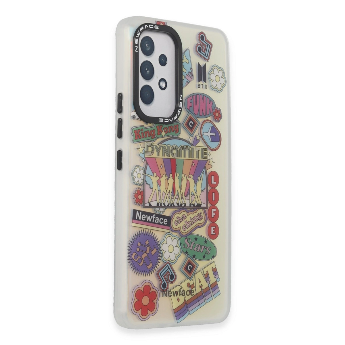 BTS motifli telefon kılıfı, "Dynamite" ve "Funk" gibi.