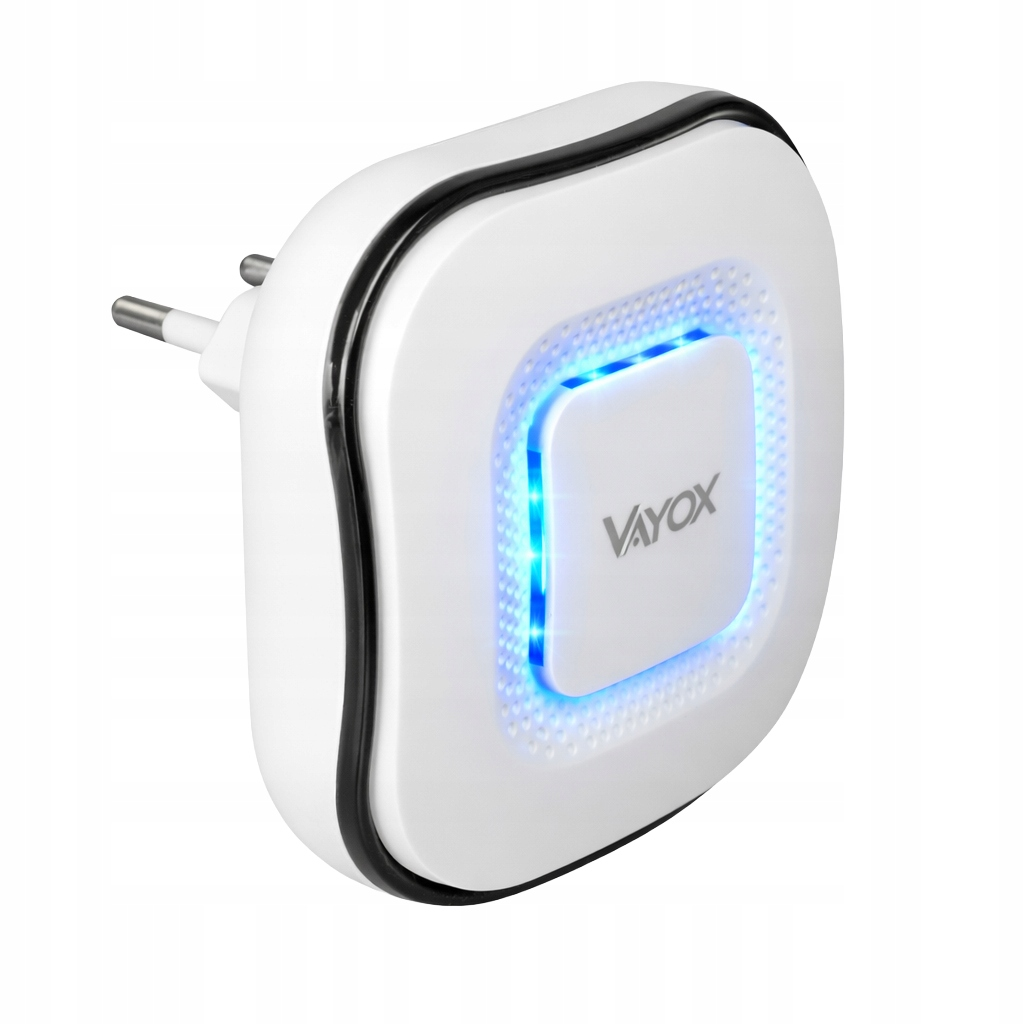Biała wtyczka Vayox z niebieskim podświetleniem.