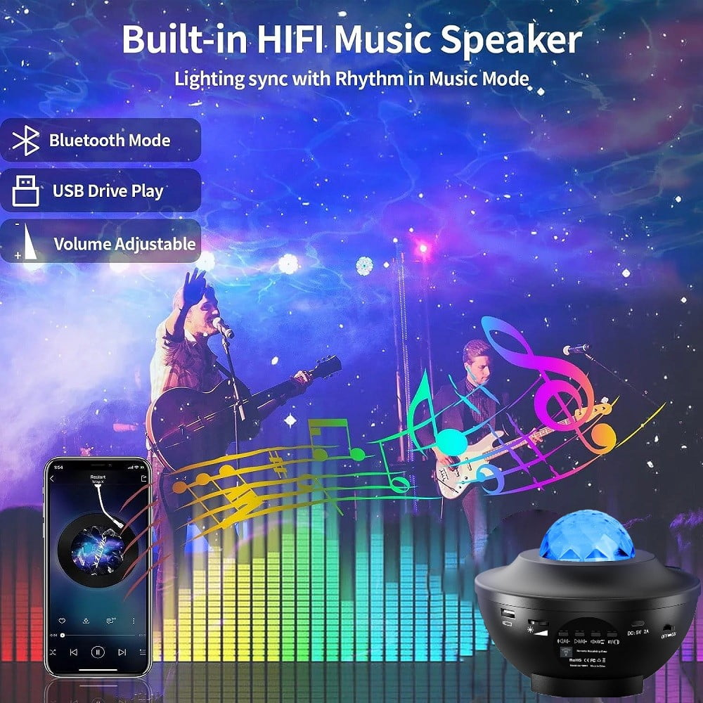 Ein Sternenlichtprojektor mit Musik, der Lichter synchronisiert. Zwei Musiker spielen Gitarre.