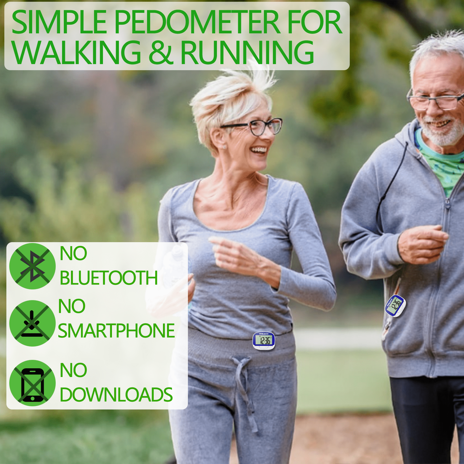 Ein älteres Paar läuft im Freien. Ein Pedometer ist an der Hose befestigt.