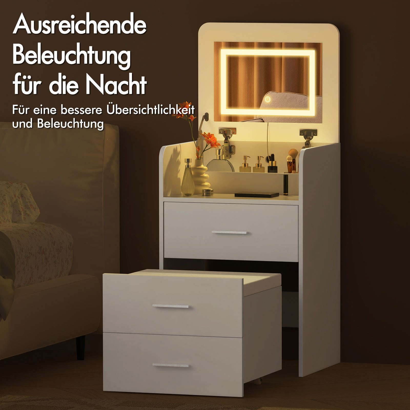 Ein weißer Schminktisch mit beleuchtetem Spiegel zeigt Make-up und eine Vase mit orangen Blumen.