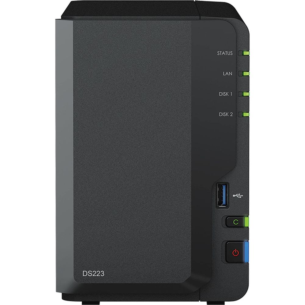 Dispositivo NAS nero con spie di stato, porta USB e pulsante di accensione.