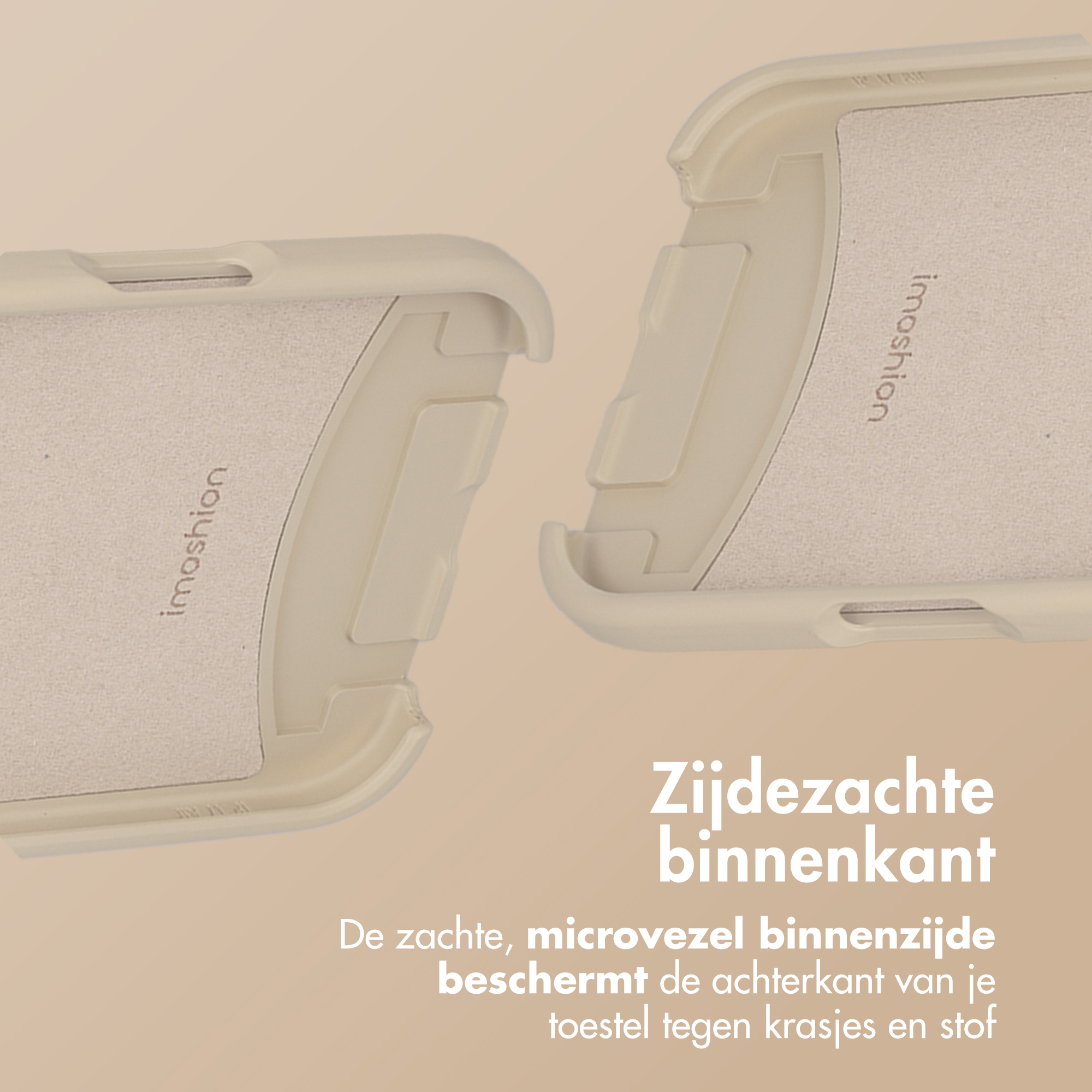 Deux coques de téléphone claires avec doublure douce et logo.