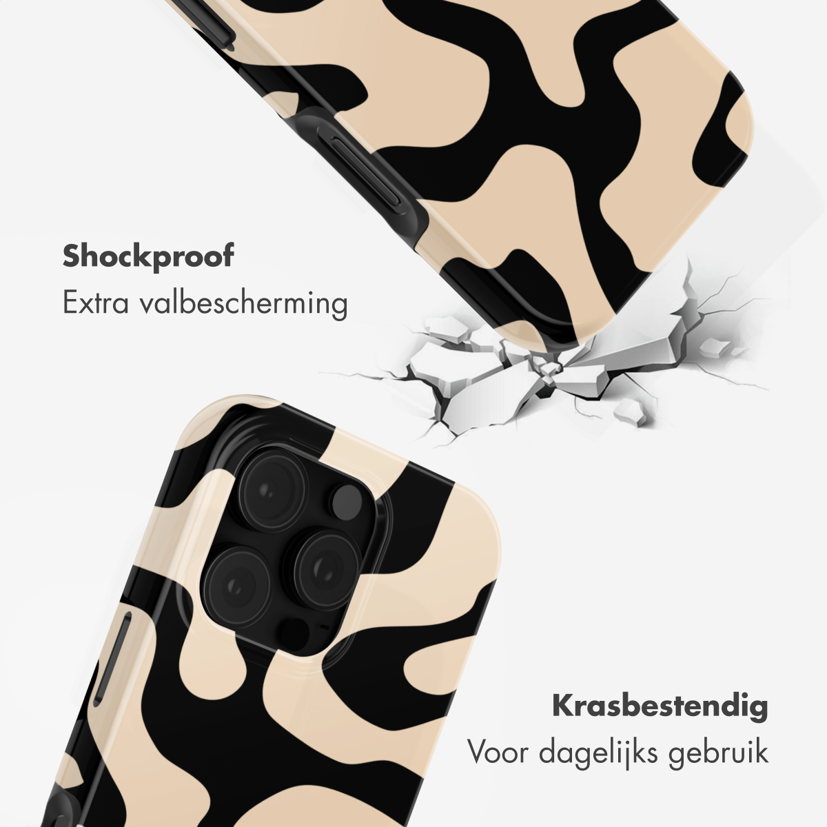 Een telefoonhoes met beige en zwart patroon breekt door een wit oppervlak.