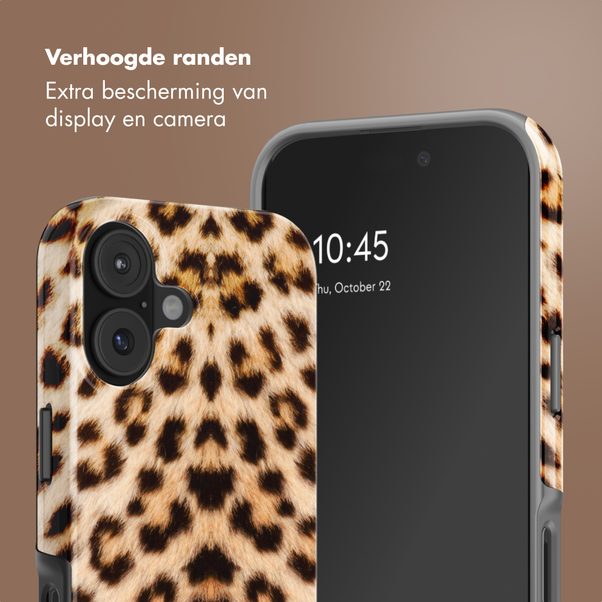 Custodia per telefono con stampa leopardata e bordi rialzati accanto a uno smartphone.