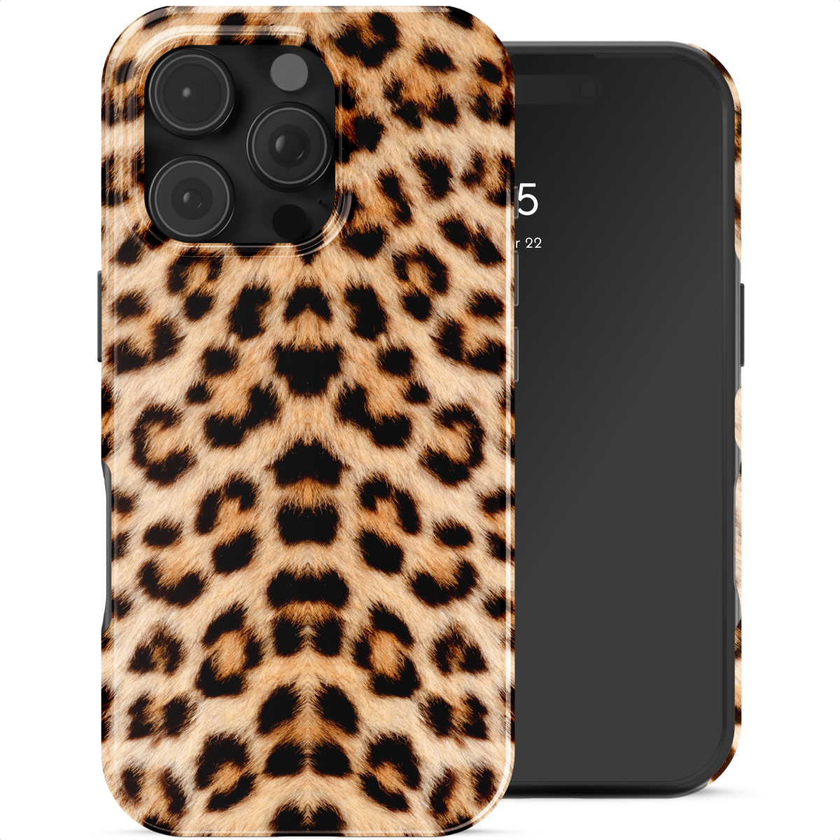 Une coque de téléphone à motif léopard à côté d'un smartphone sombre.