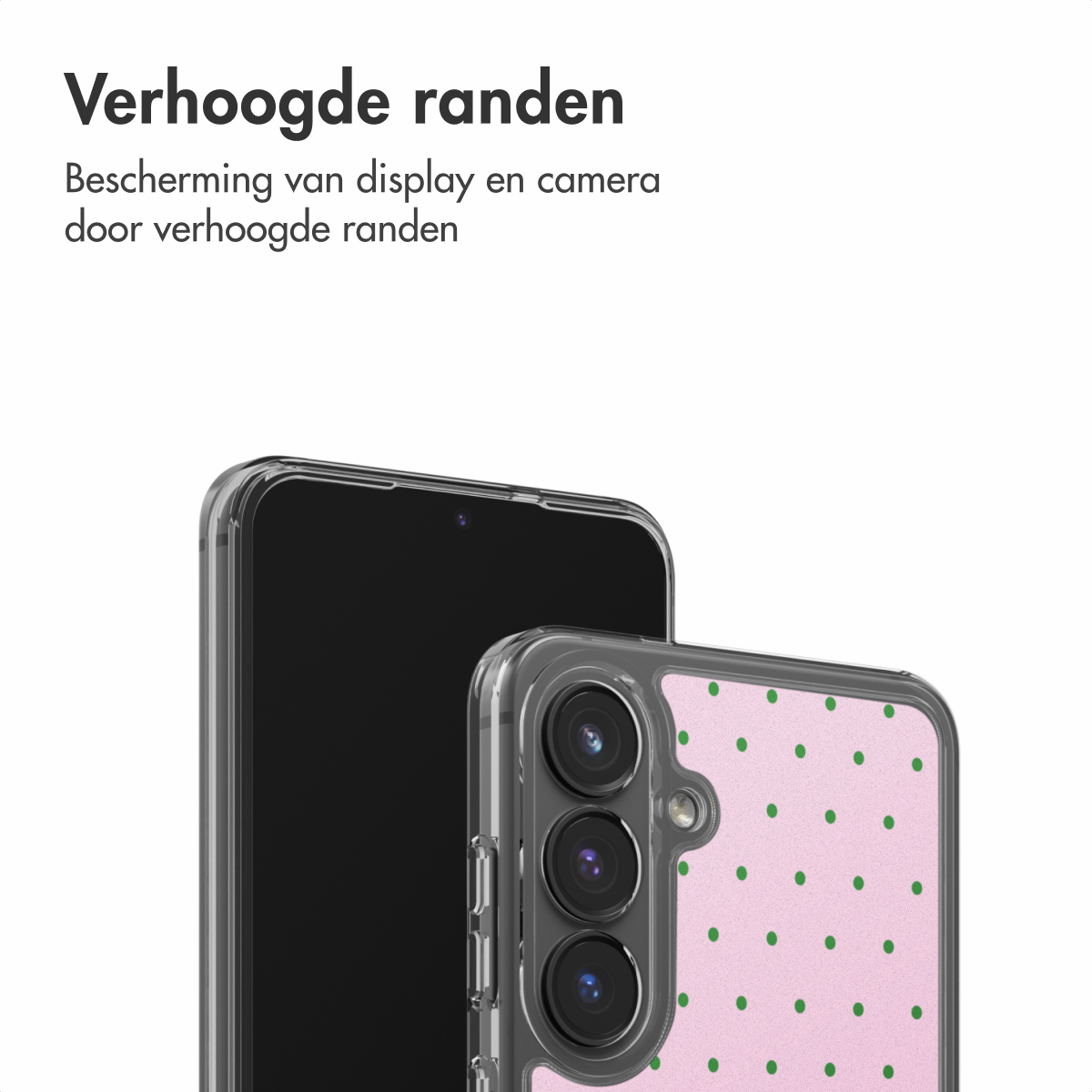 Close-up van een roze telefoonhoesje met groene stippen en een camera.