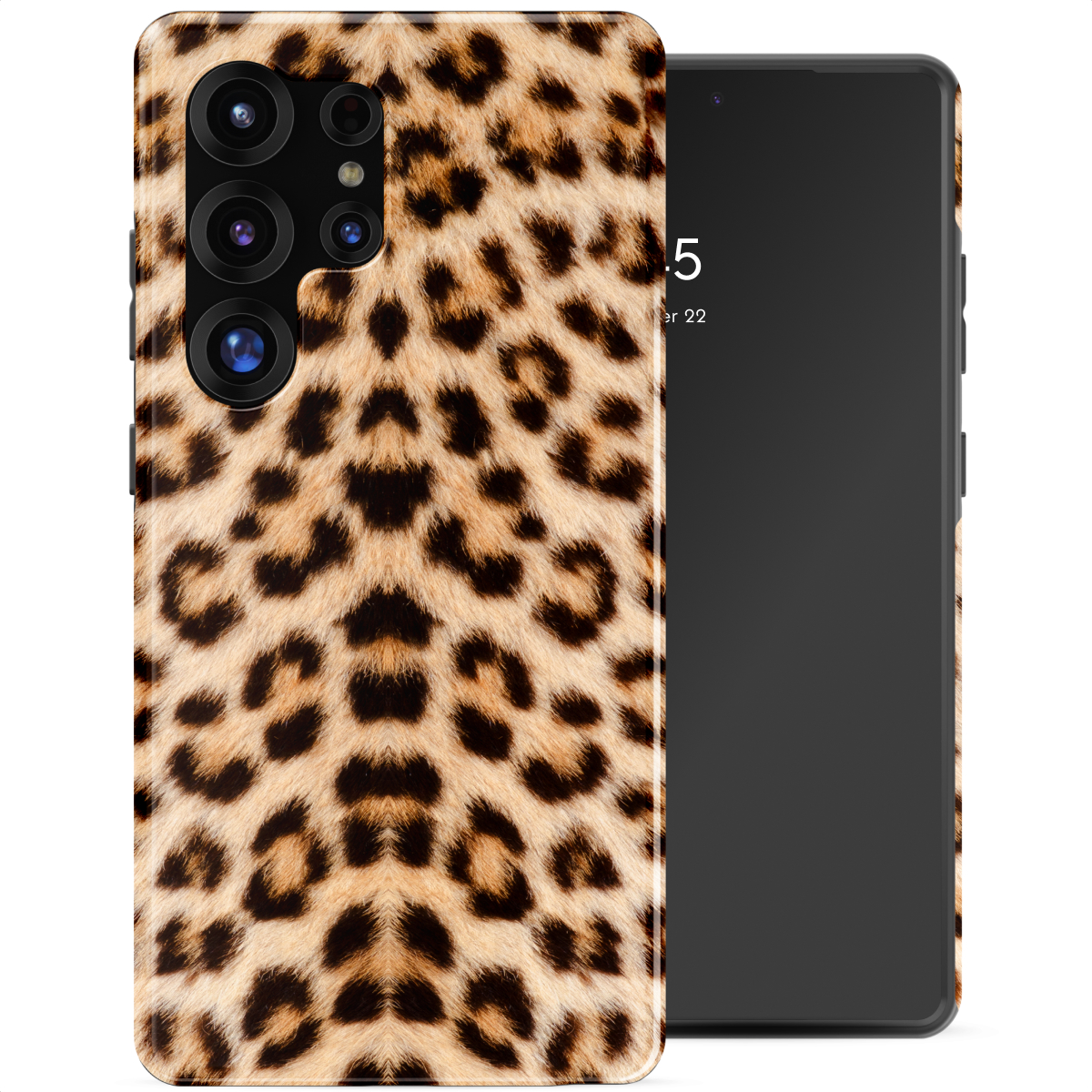 Een telefoon met een hoesje met luipaardprint en een camera-array.