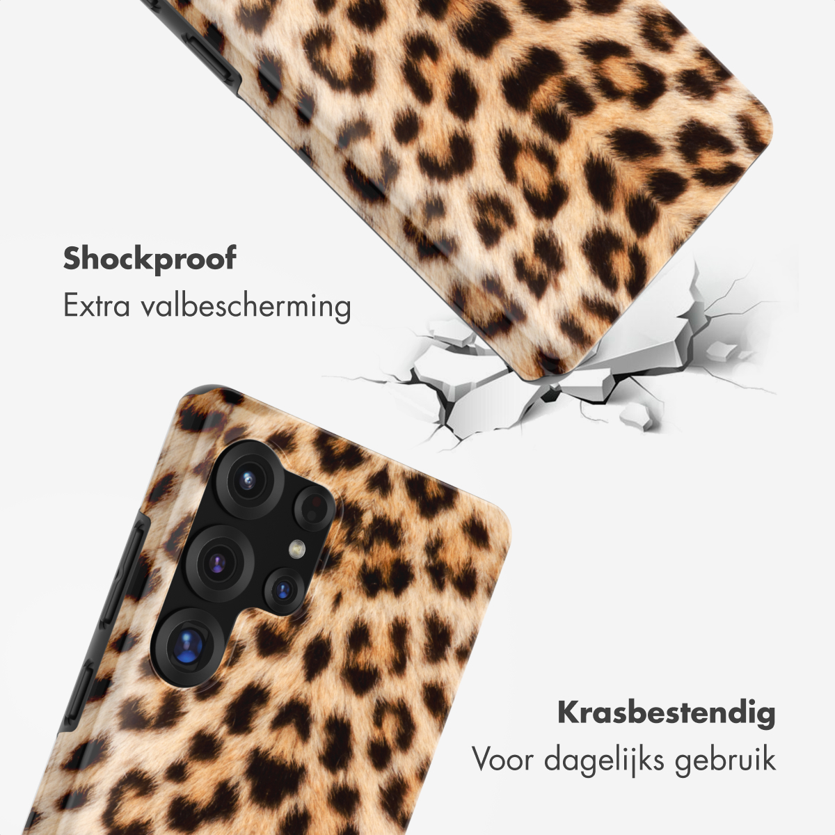 Leo print telefoonhoes breekt door witte ondergrond.
