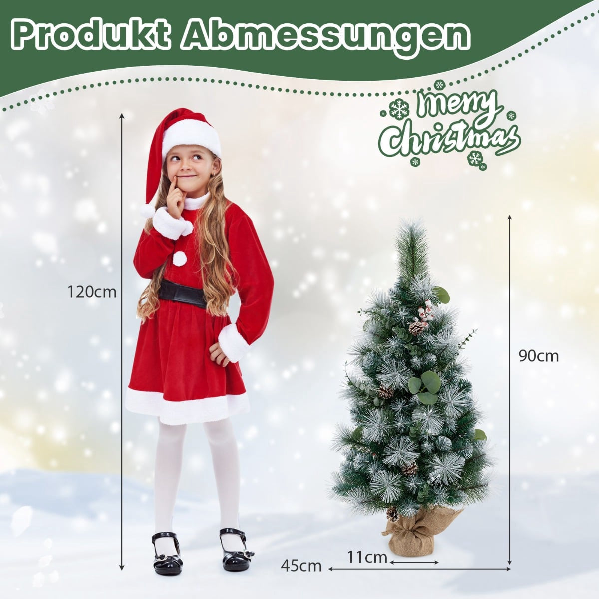 Meisje in kerstkostuum naast kleine kerstboom met afmetingen.