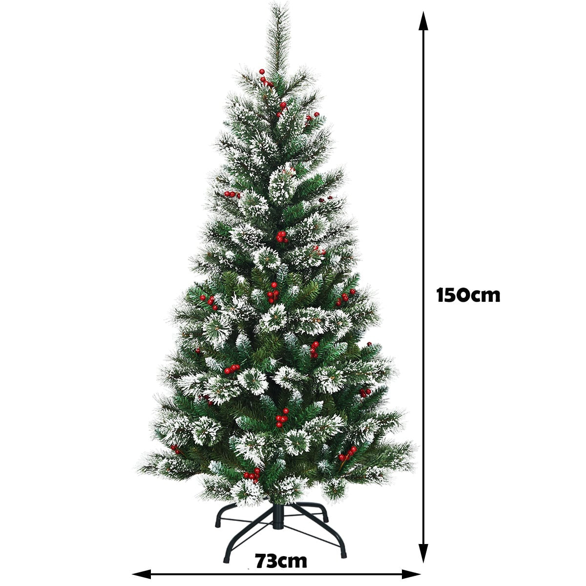 Een 150 cm hoge kerstboom met kunstsneeuw en rode bessen.