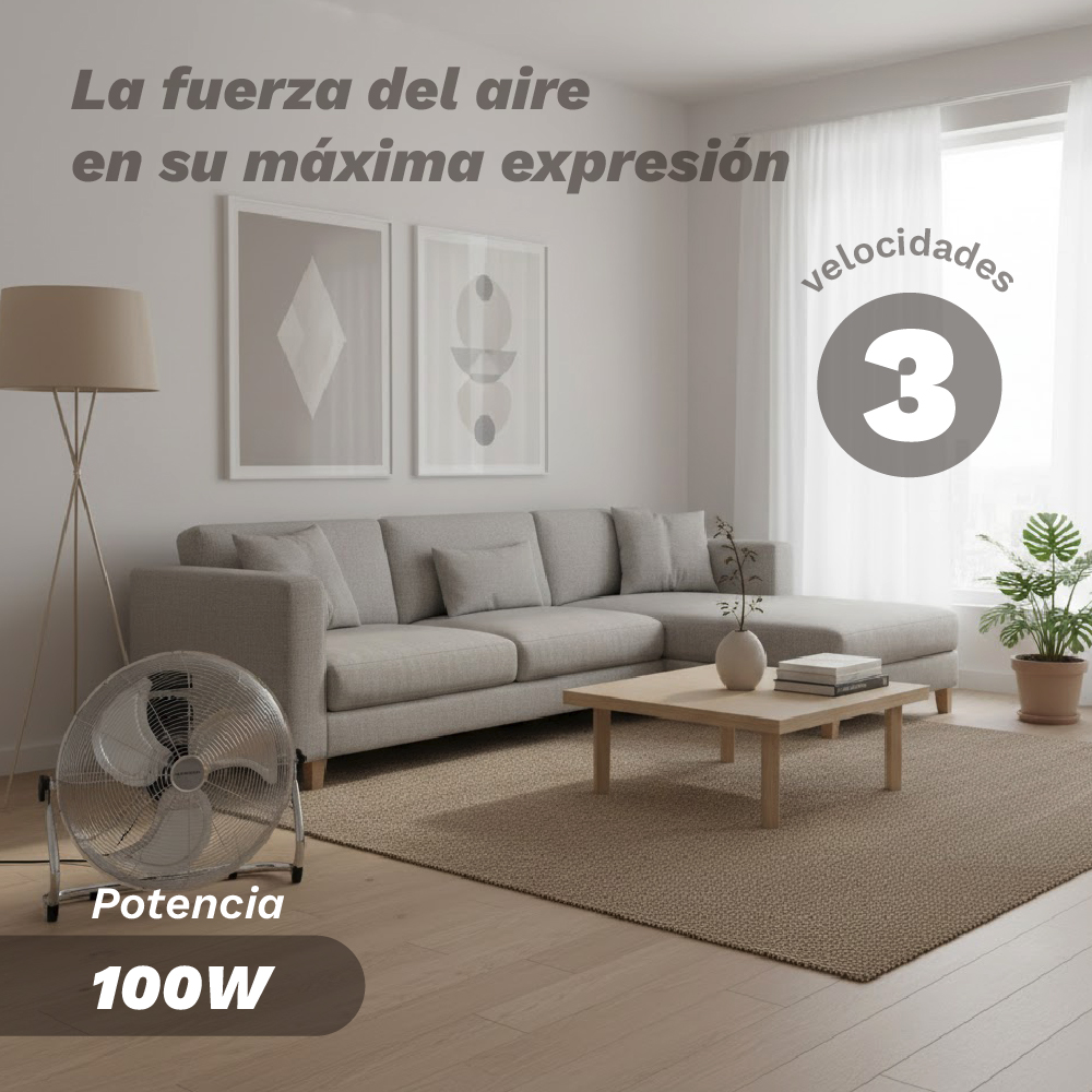Un ventilador plateado delante de un sofá. Debajo pone "100W".