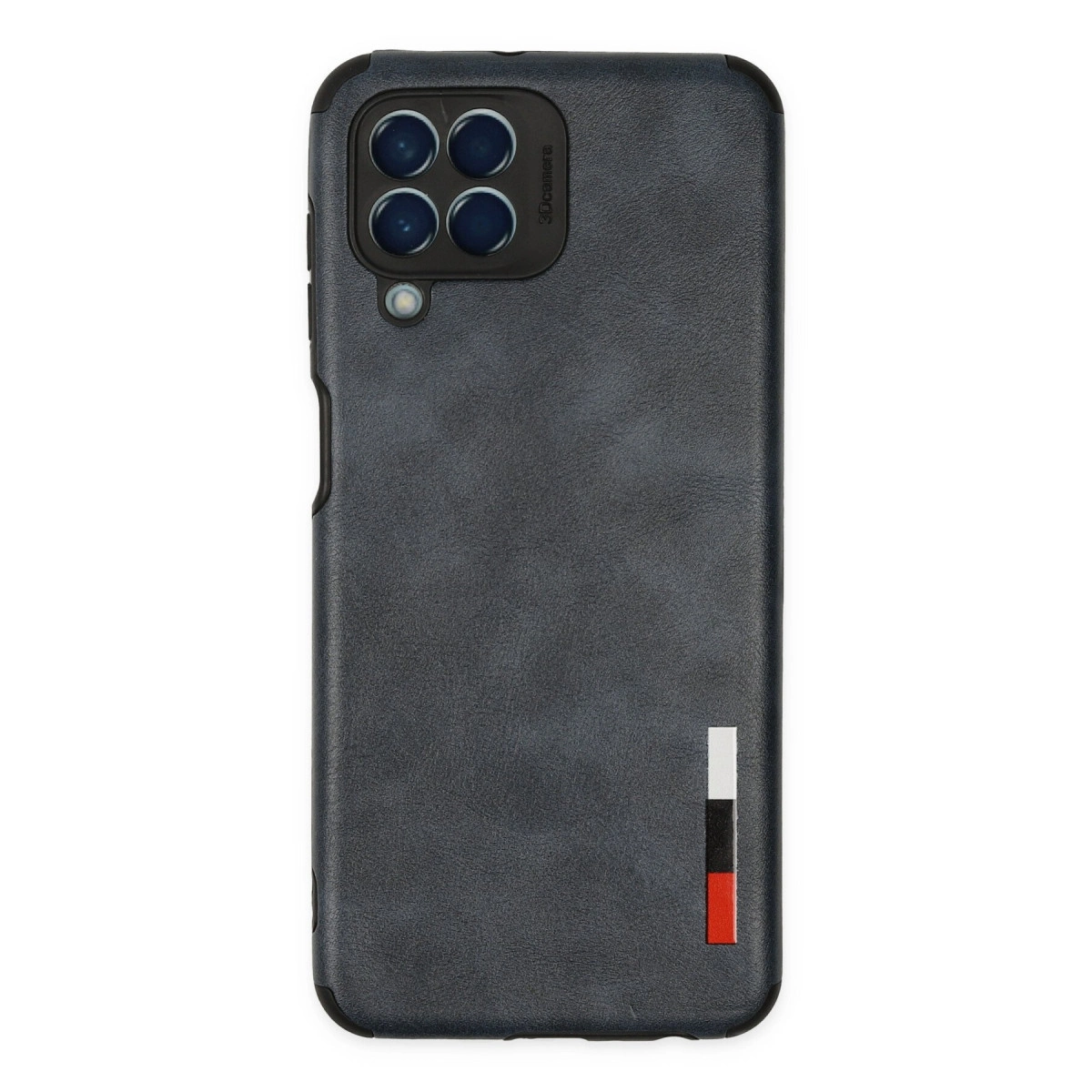 Dört kamera lensli ve şerit desenli koyu gri telefon kılıfı.
