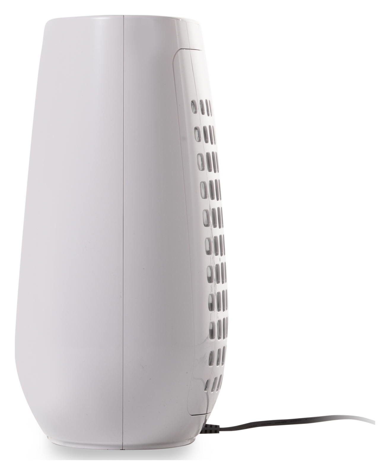 Un deumidificatore bianco con fessure di ventilazione e cavo nero.