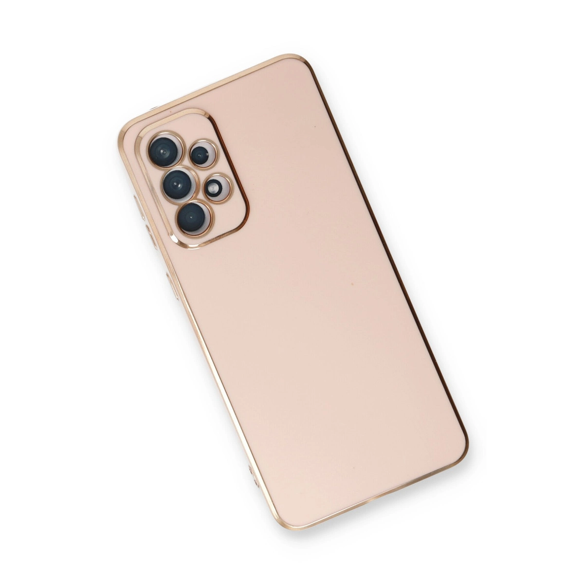 Altın çerçeveli, çoklu kamera lensli açık pembe telefon kılıfı.