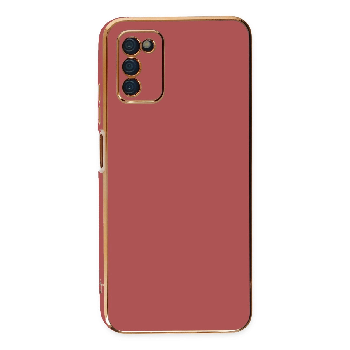 Üçlü kameraya ve altın çerçeveye sahip kırmızı telefon kılıfı, beyazda izole.