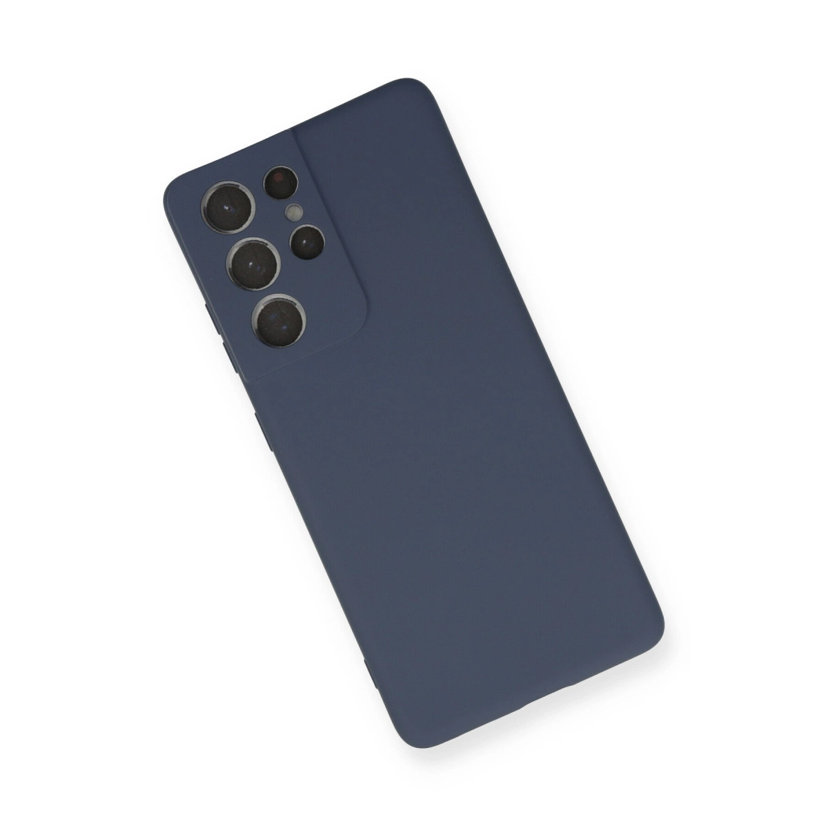 Dört kameralı lacivert telefon, beyaz arka plan görünümü.