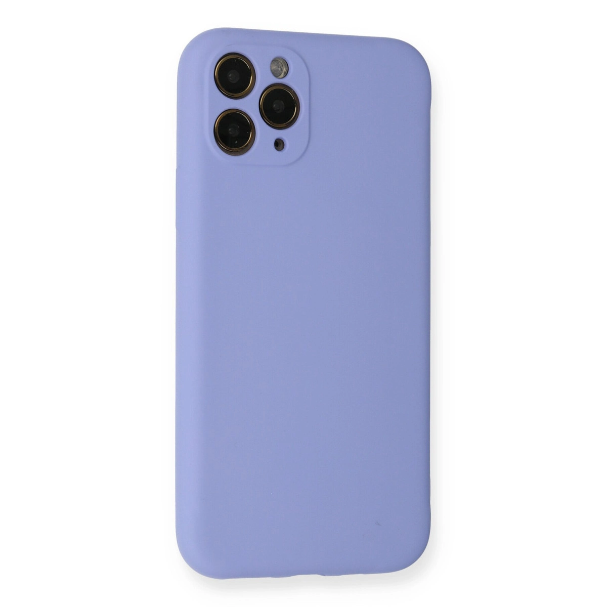 Üç kamera lensi ve flaşlı lavanta rengi telefon kılıfı.