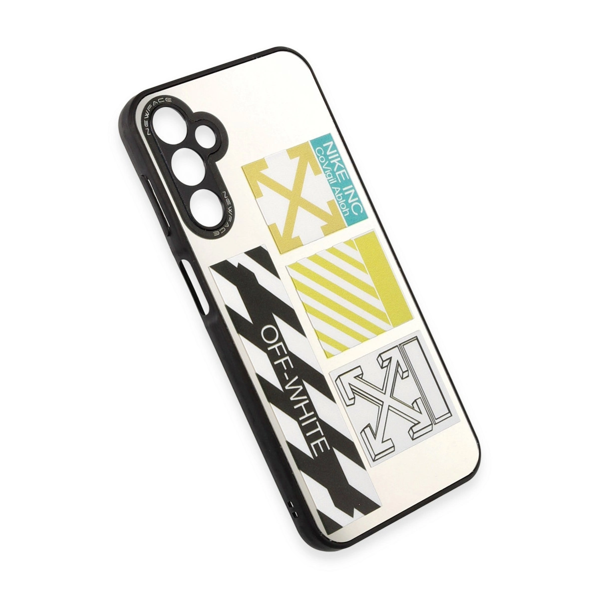 Off-White ve Nike çıkartmalarıyla süslenmiş beyaz telefon kılıfı.