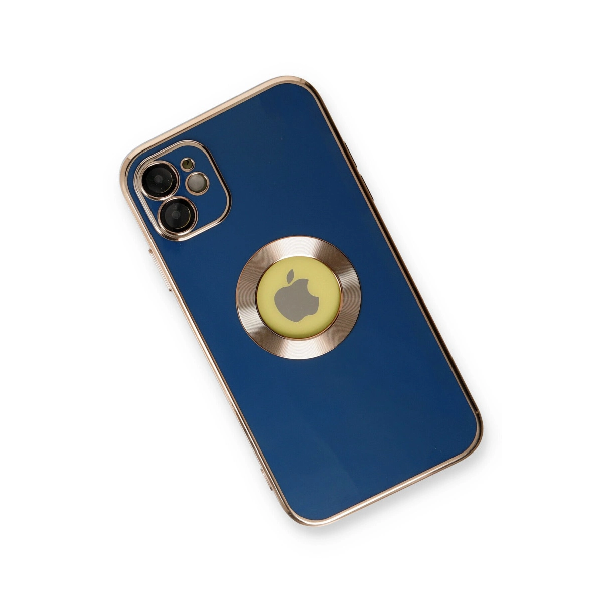 Apple logolu etiket ve kamera lensli lacivert iPhone arka yüzü.