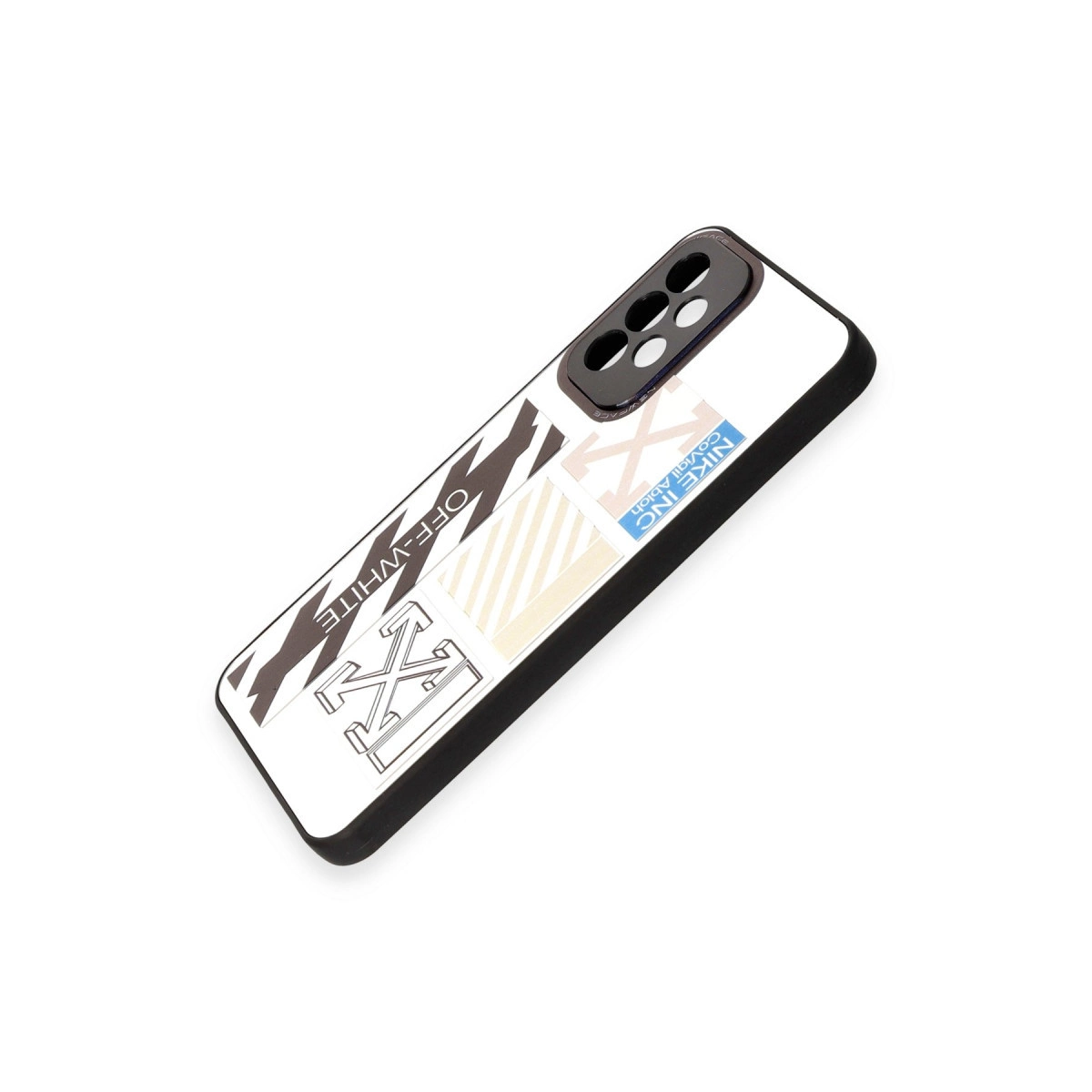 Off-White logolu ve çizgili bir telefon kılıfı.