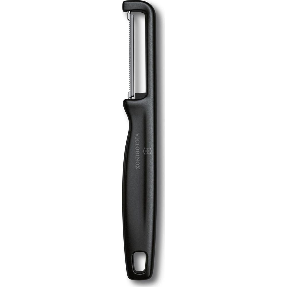 Siyah, tırtıklı bıçaklı ve asma delikli Victorinox soyucu.