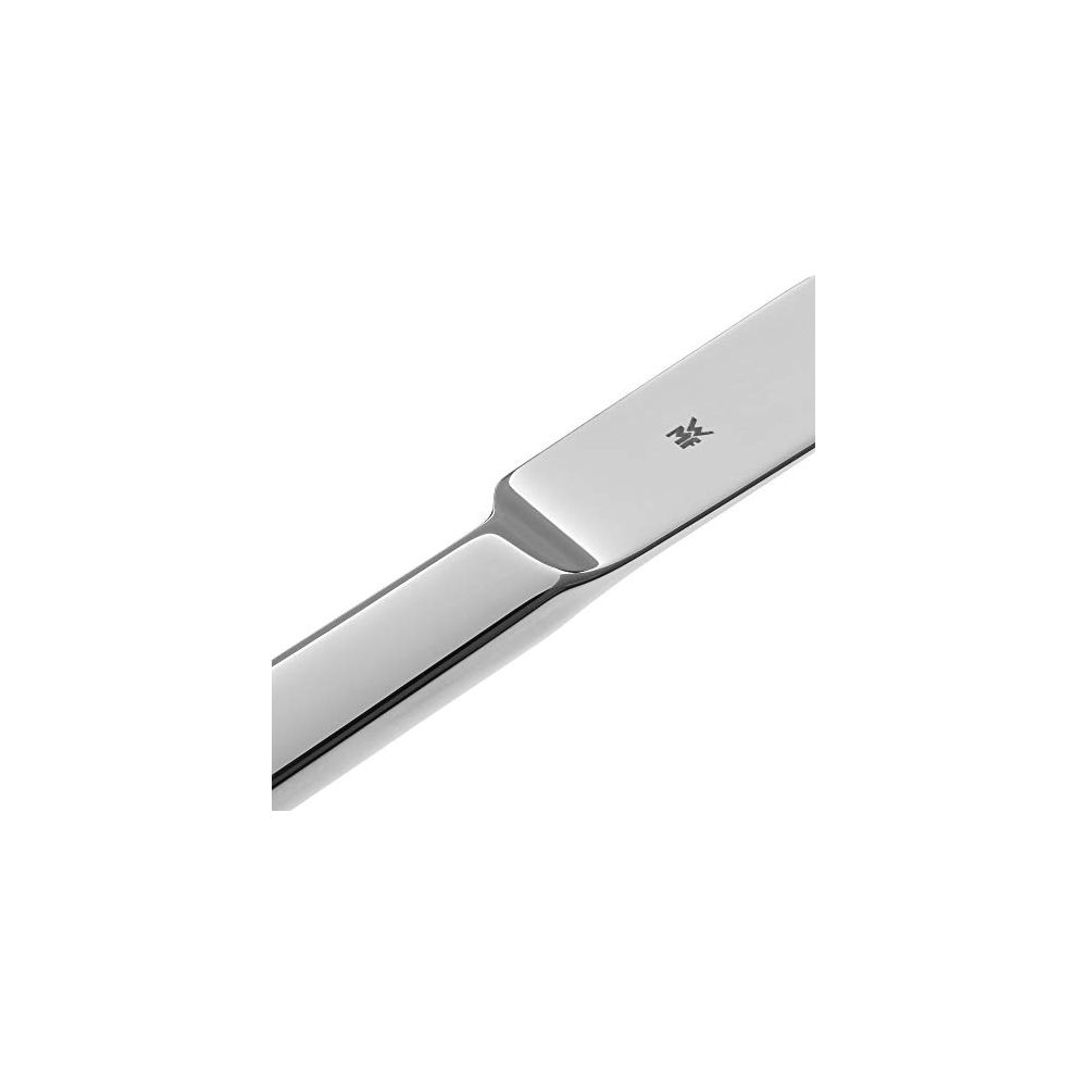 Ein silbernes Messer mit einem Logo auf dem Griff, Nahaufnahme.