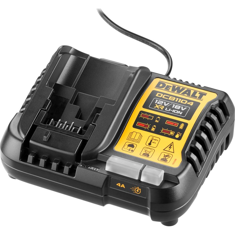 Ein schwarzes DeWalt Akku-Ladegerät mit gelbem Etikett und Kabel.