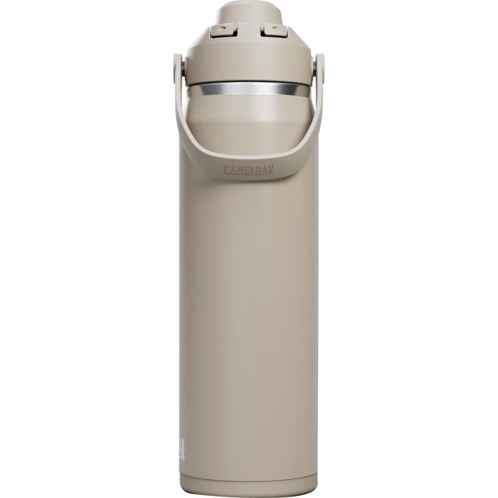 Eine beige Camelbak-Wasserflasche mit Griff und silbernem Ring am Deckel.