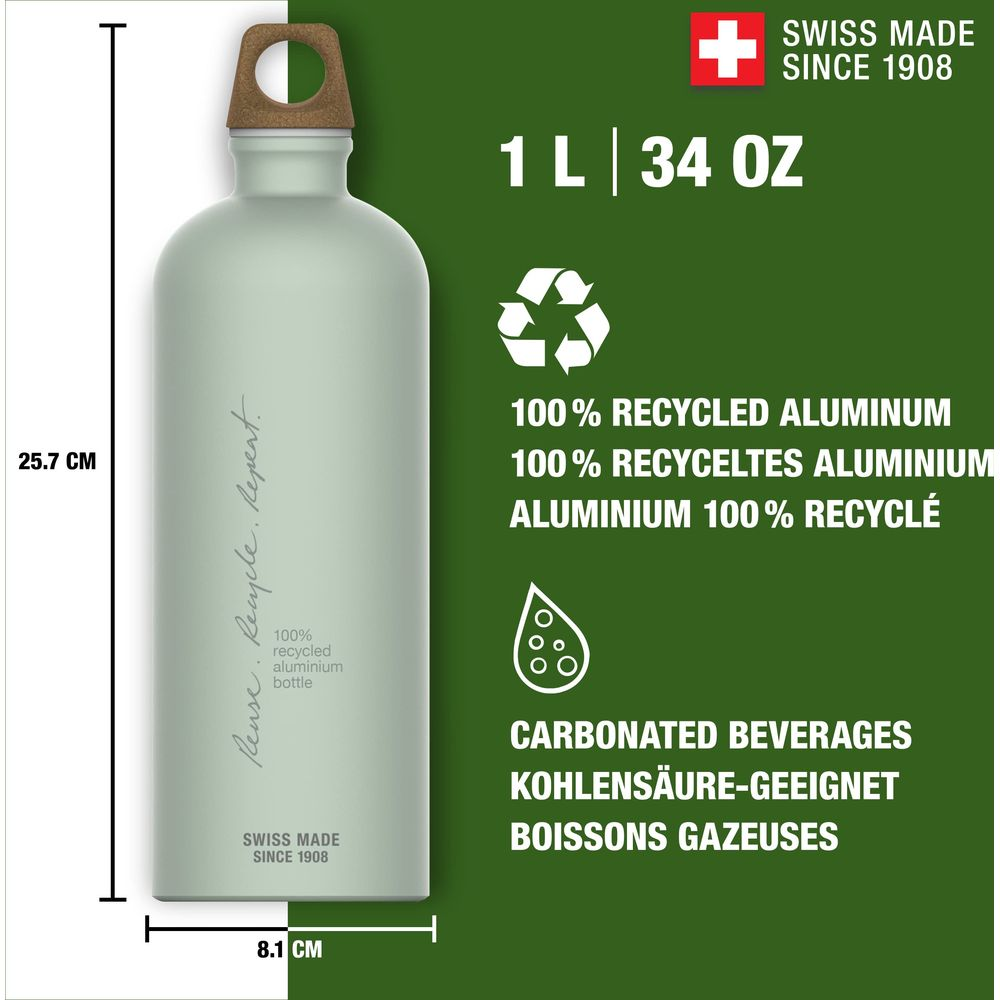 Eine 25,7 cm hohe, hellgrüne Aluminiumflasche mit Holzdeckel.Swiss Made.