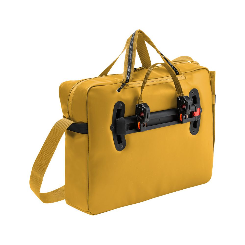 Borsa gialla da ciclista con sistema di aggancio e manici.