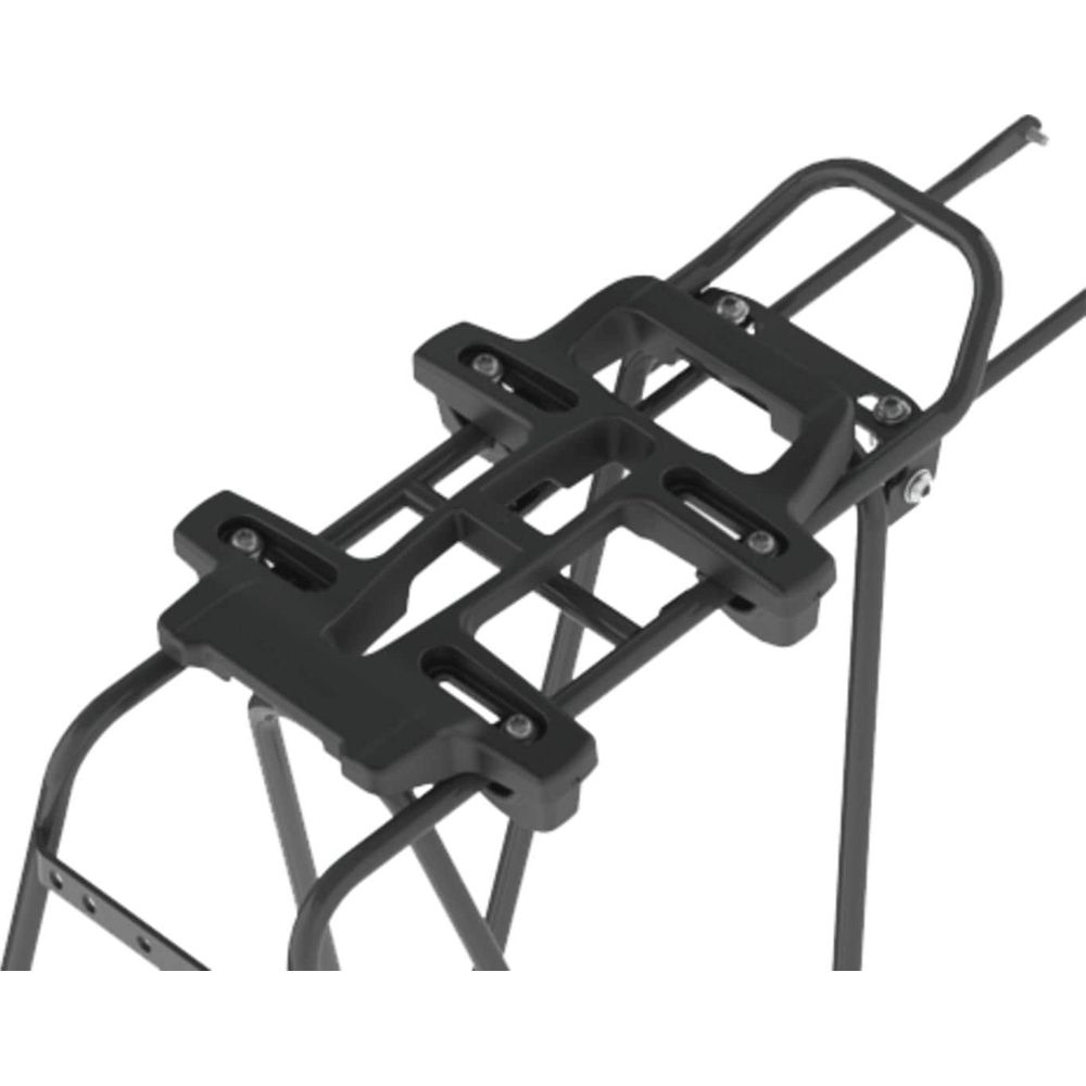 Schwarzer Fahrrad-Gepäckträger mit komplexer Rahmenstruktur und Befestigungspunkten.