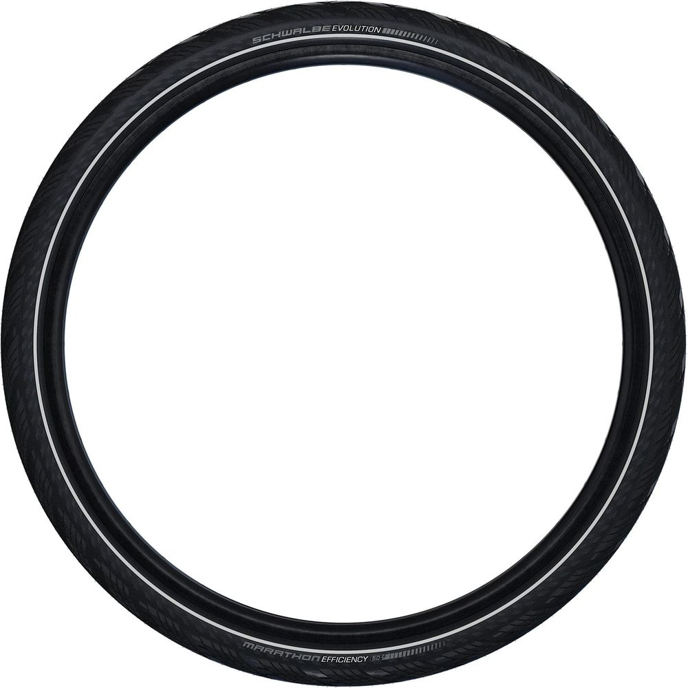 Ein schwarzer Fahrradreifen mit weißen Streifen und "Schwalbe Evolution" Aufschrift.