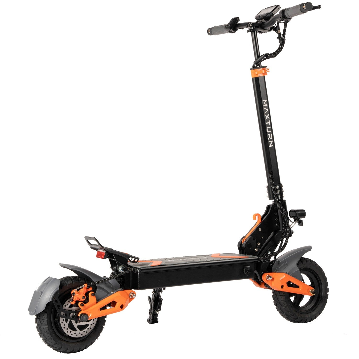 Schwarzer Elektroroller mit orangefarbenen Akzenten auf weißem Hintergrund.