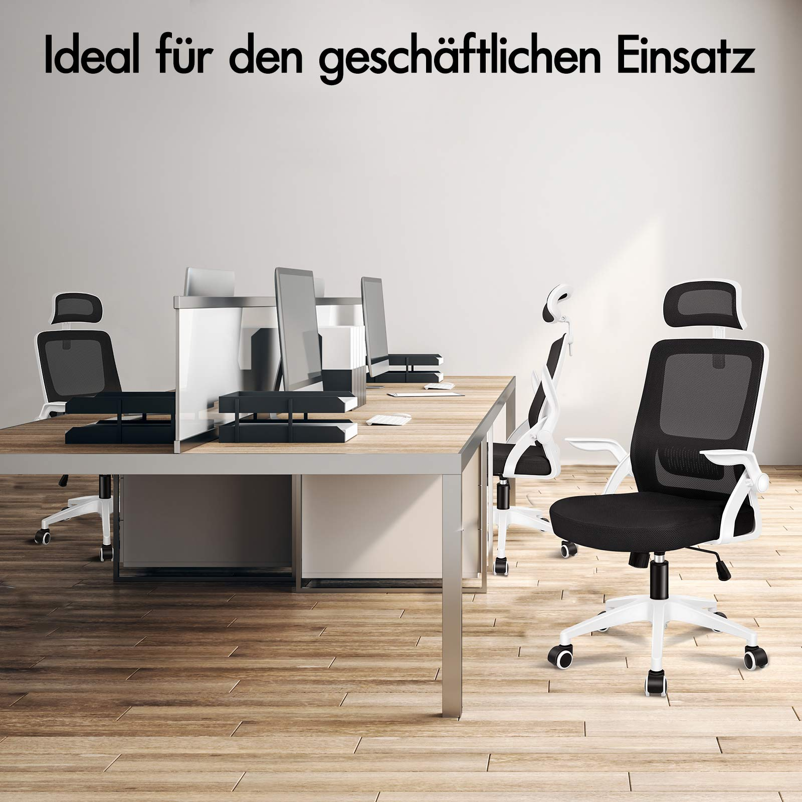 Moderne Bürostühle mit Netzrücken und weißem Gestell auf Holzboden.