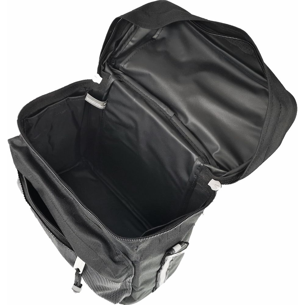 Un sac à dos noir ouvert avec intérieur isolé.