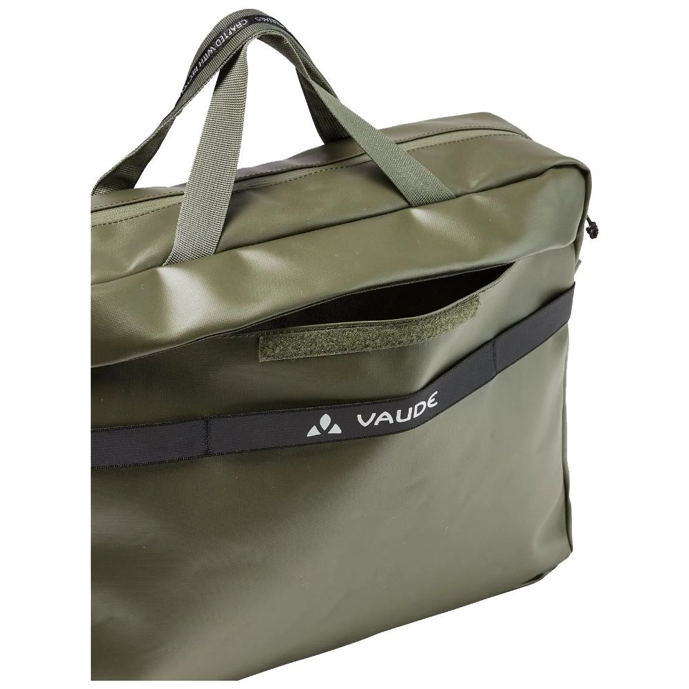 Sac vert avec anses et sangle noire logo VAUDE.