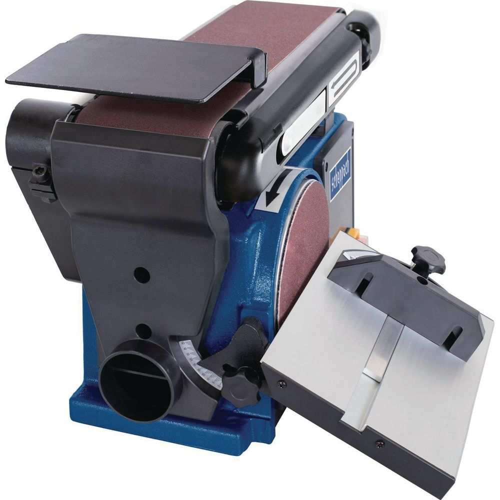 Une ponceuse à bande et à disque bleue avec carter noir et bande abrasive marron.