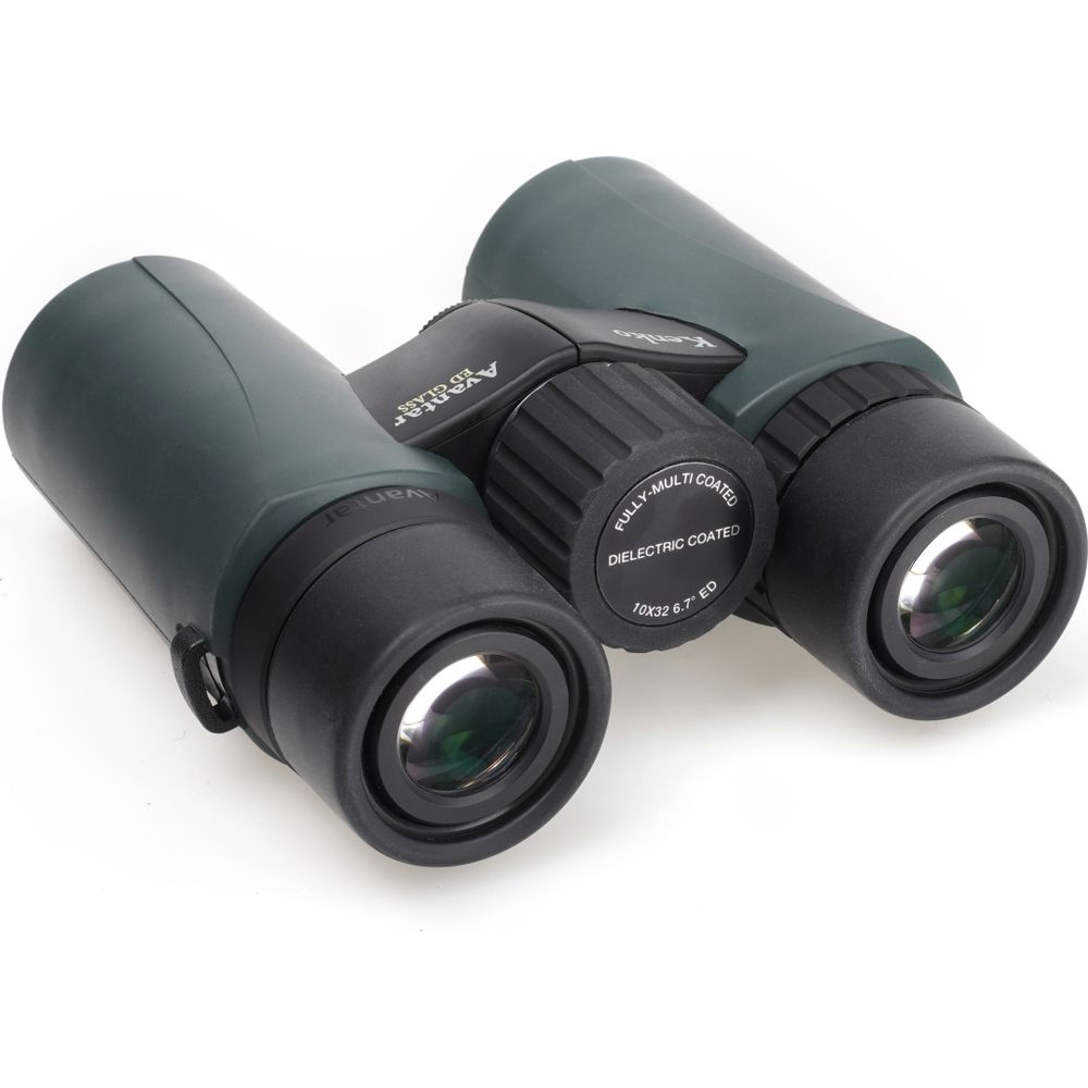 Binocolo verde scuro con rotella di messa a fuoco e testo.