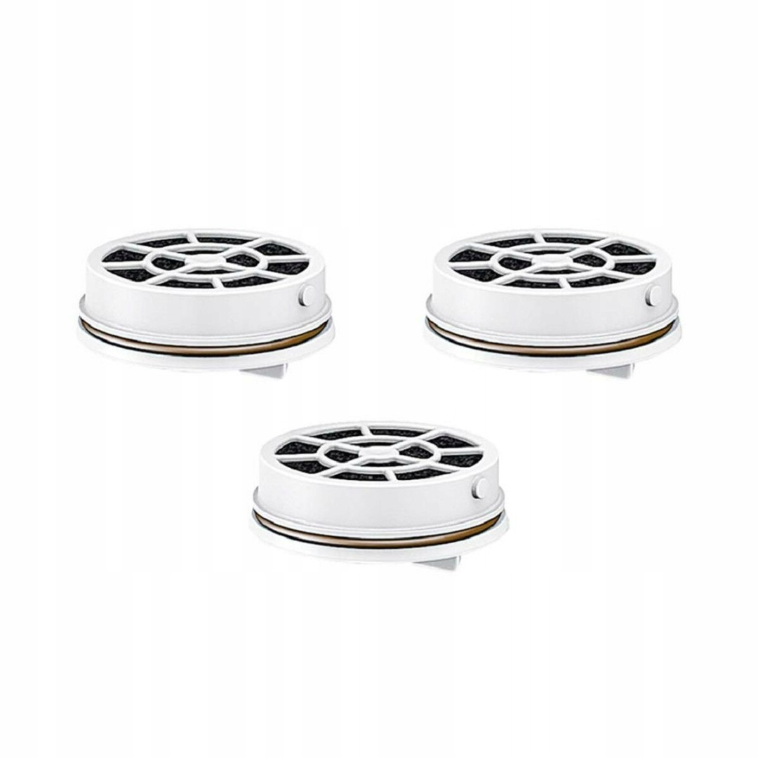 Trzy białe filtry z czarnymi wkładami, na białym tle.