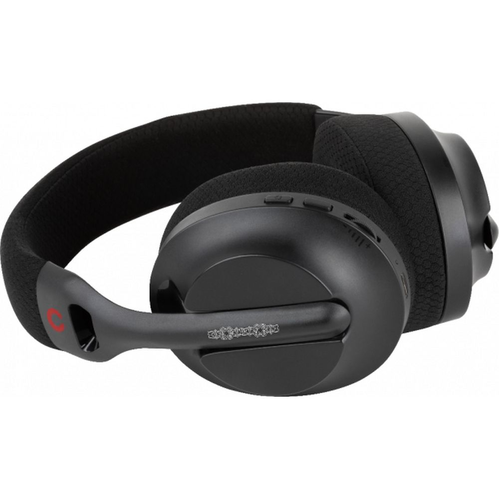 Casque noir avec arceau rembourré et écouteurs. Logo rouge sur le côté.
