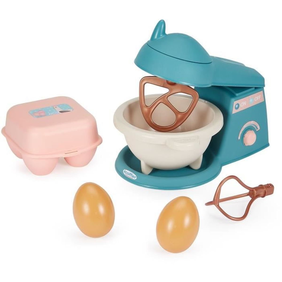 Türkiser Mixer mit Schüssel, rosa Eierbox und zwei Eiern.