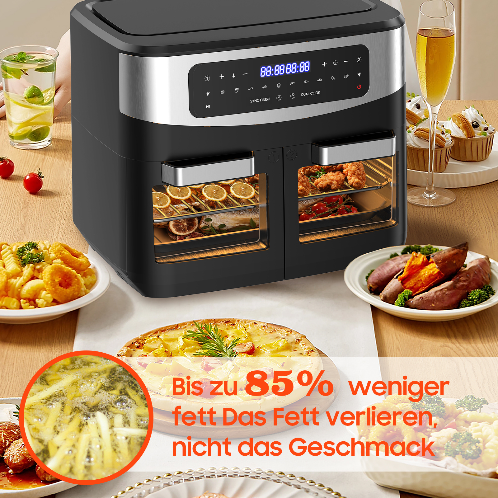 Ein schwarzer Doppelluftfritteuse mit Lebensmitteln, darunter Pommes, Süßkartoffeln und Kuchen.