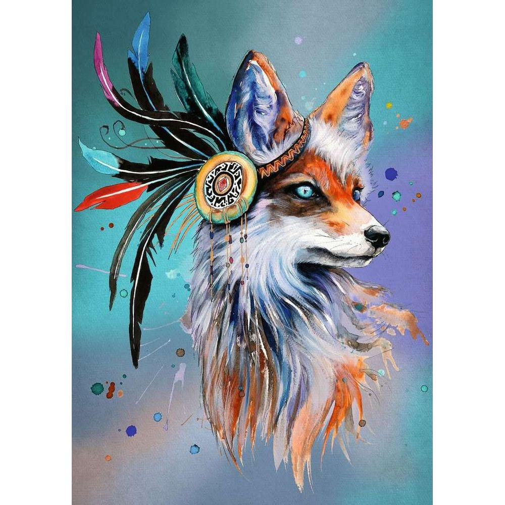 Ein Fuchs mit Federschmuck und blauen Augen, im Aquarellstil.