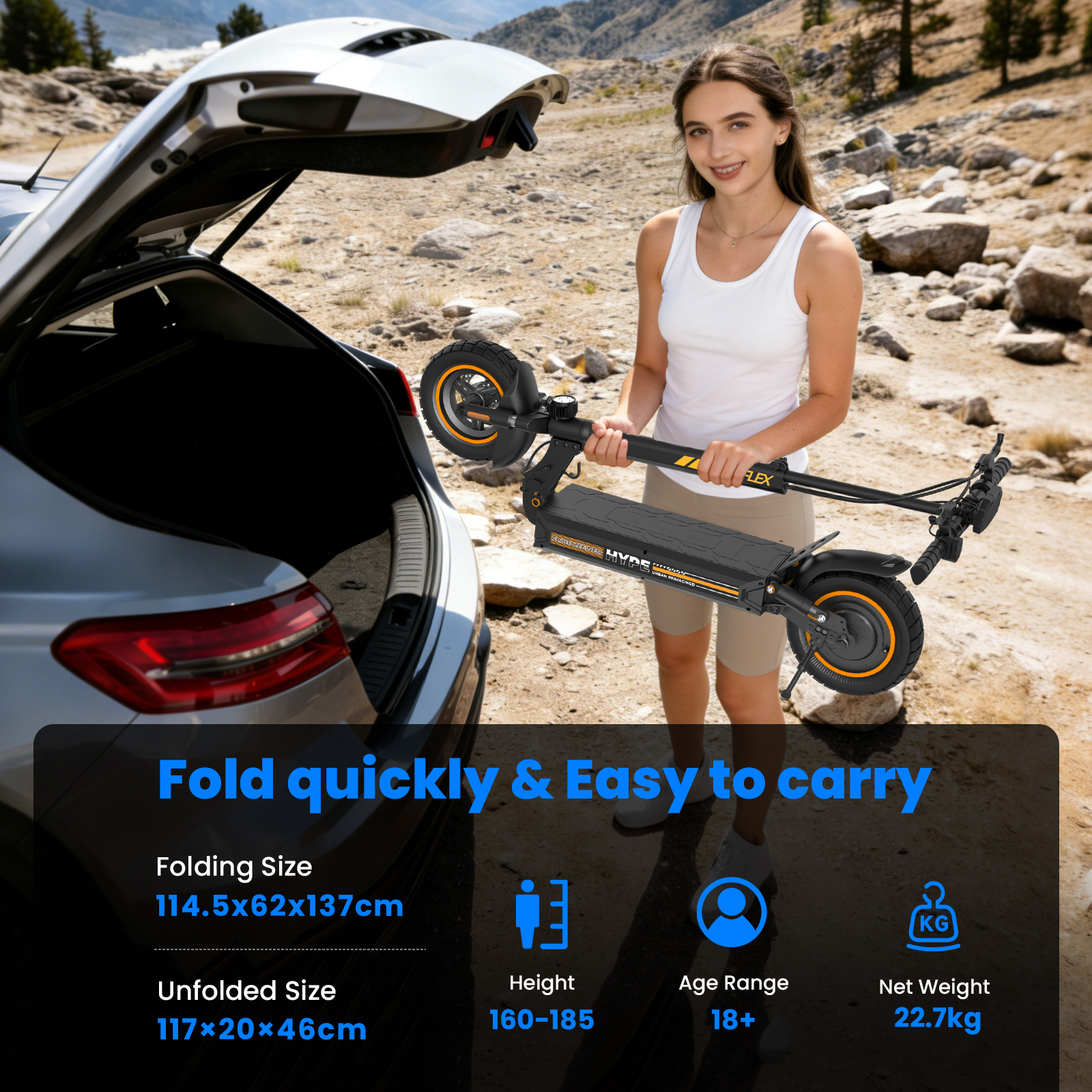 Młoda kobieta trzyma składaną hulajnogę obok otwartego bagażnika samochodu.