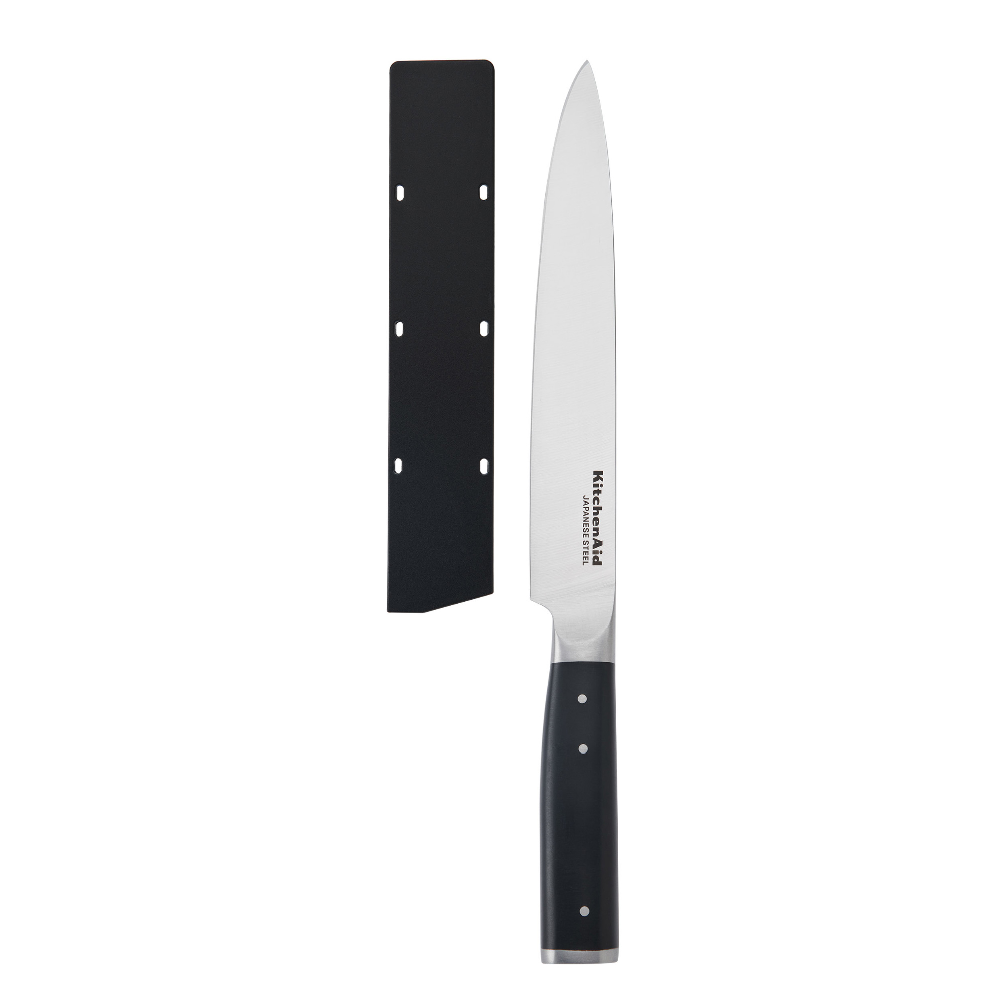 Eine schwarze Messerscheide und ein KitchenAid Kochmesser mit Silberslinge und schwarzem Griff.