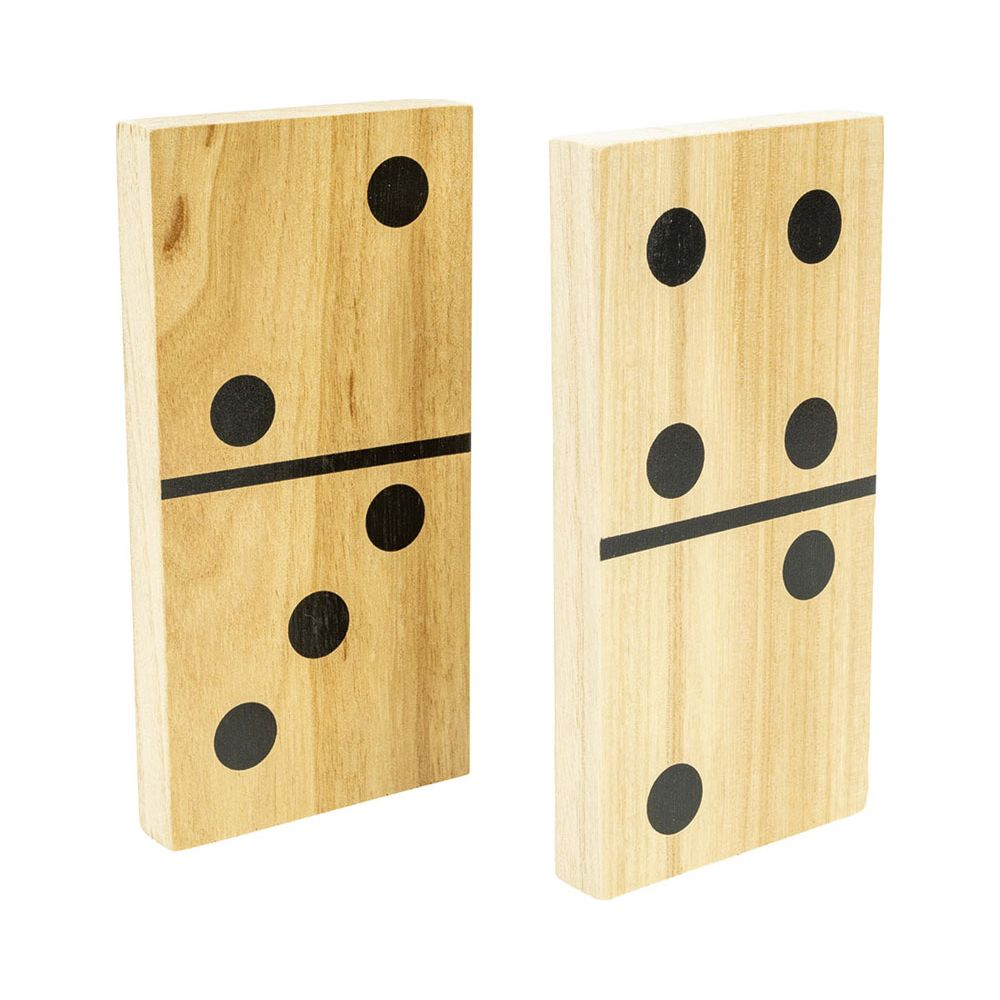 Due domino in legno, uno con 3 punti, uno con 4 punti.